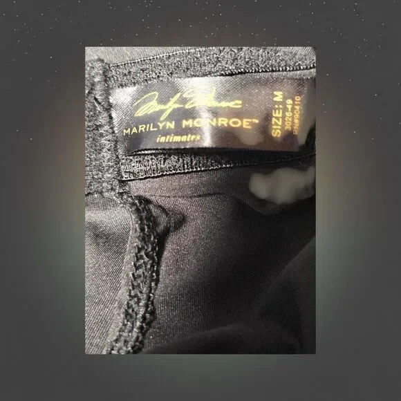 Marilyn Monroe Intimates Black Lace Panel Slip Dress Bombshell Lingerie M - Picture 3 of 3